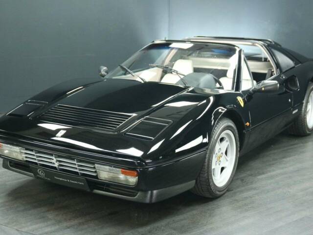 Imagen 1/30 de Ferrari 328 GTS (1987)