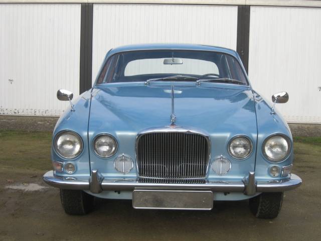 Jaguar Mk X 4.2