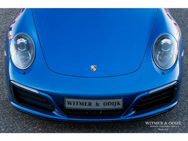 Porsche 911 Carrera S