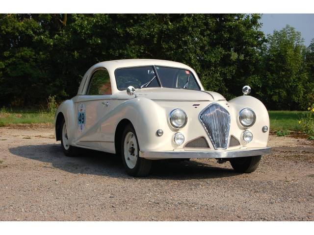 Afbeelding 1/31 van Healey 2.4 Litre Beutler (1949)