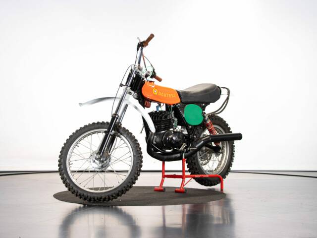 Montesa Cappra 250 VR