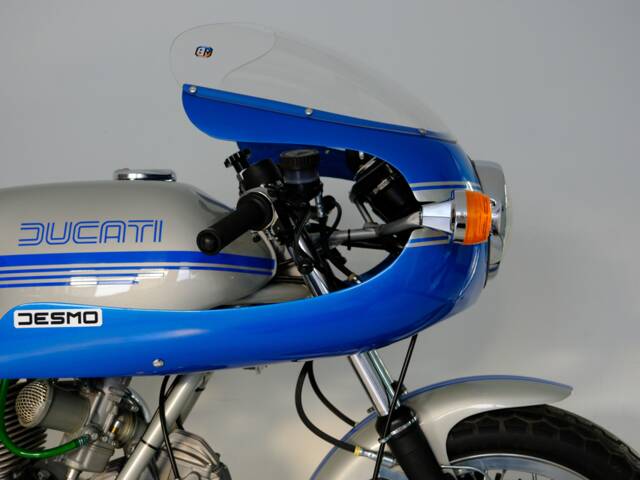 Ducati 900 SS