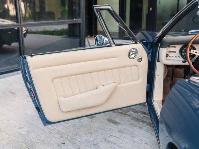 Maserati Ghibli Spyder