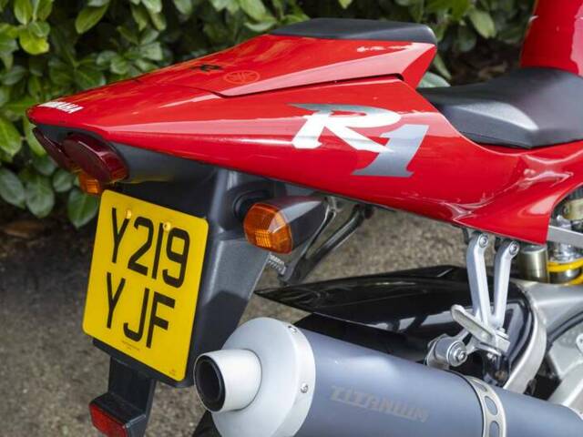Yamaha YZF-R1