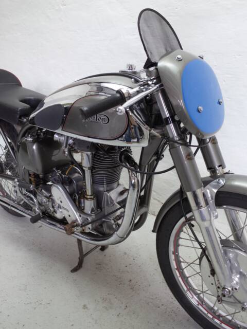 Norton International Model 40