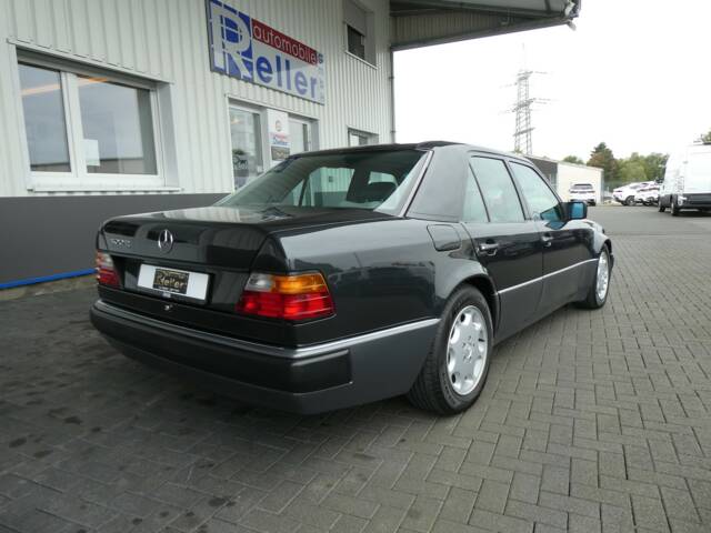 Mercedes-Benz 500 E