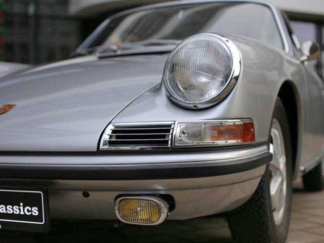 Porsche 911 2.0 S
