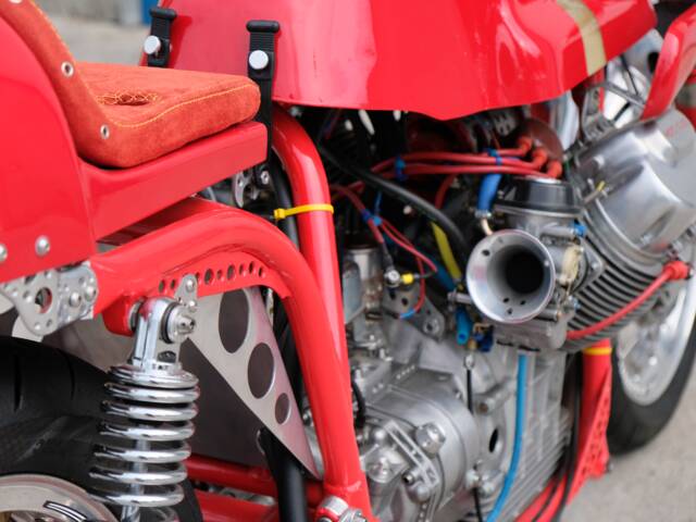 Moto Guzzi V7 850 GT