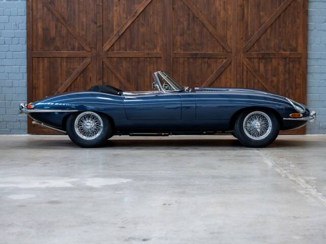 Jaguar E-Type 3.8