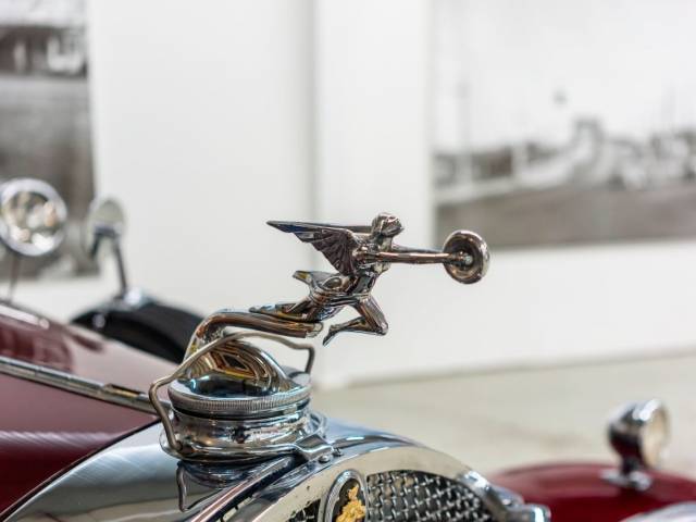 Packard Standard Eight 833