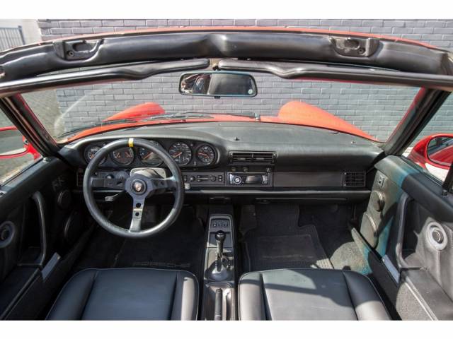 Porsche 911 Carrera 4