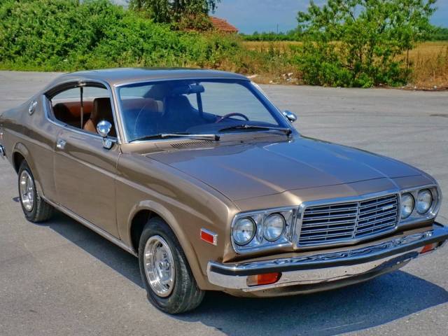 Image 1/7 of Mazda RX-4 (1977)