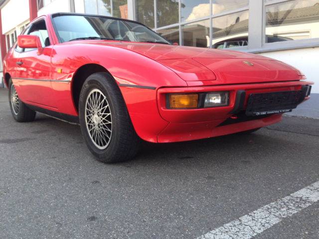 Porsche 924