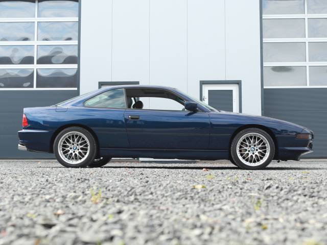 BMW 850i