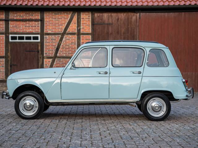 Renault R 4 Super