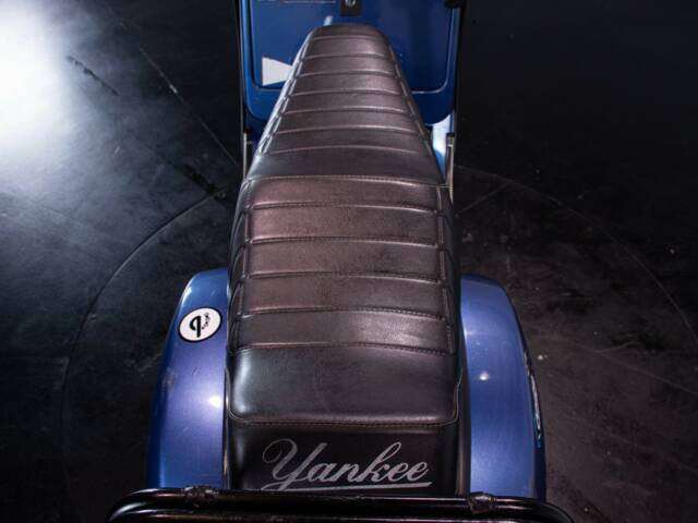 Piaggio Vespa PX 125 E