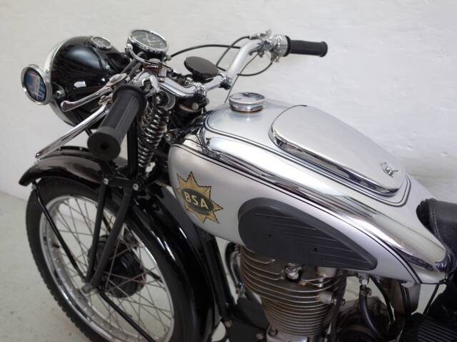 BSA M 24 Gold Star