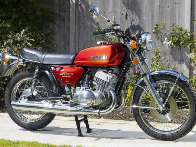 Suzuki GT 500