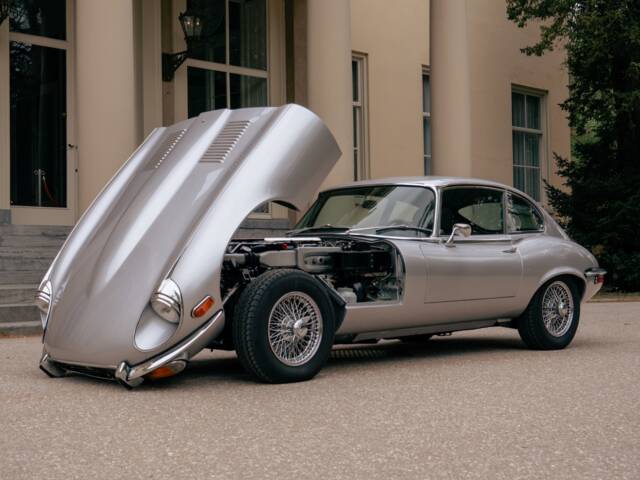 Jaguar E-Type V12 (2+2)