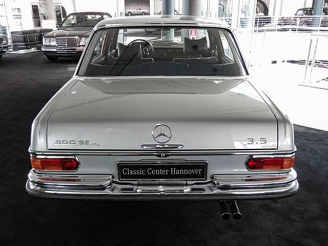 Mercedes-Benz 300 SEL 3.5