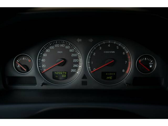 Volvo V 70 2.4