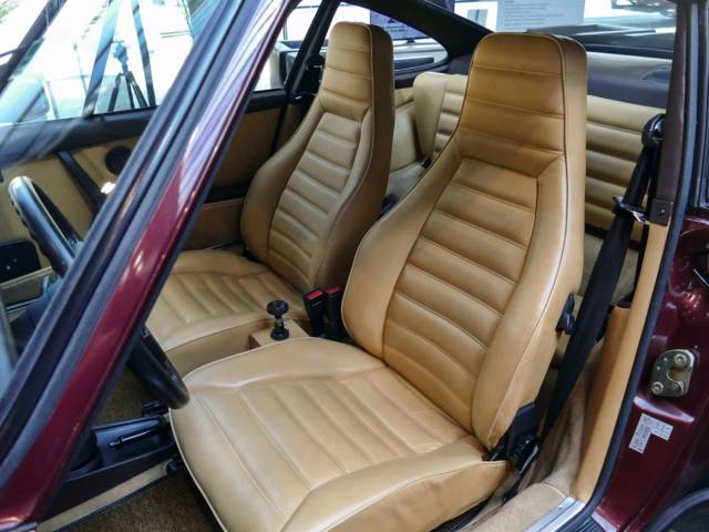 Porsche 911 Turbo 3.3