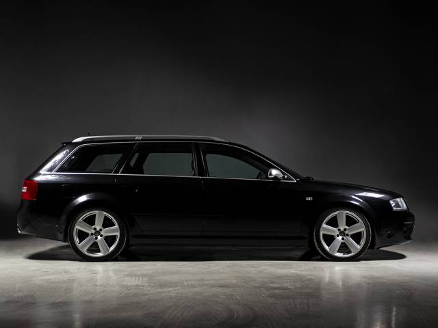 Immagine 1/39 di Audi RS6 Avant (2002)