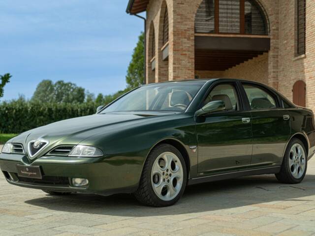 Afbeelding 1/50 van Alfa Romeo 166 3.0 V6 24V (1998)