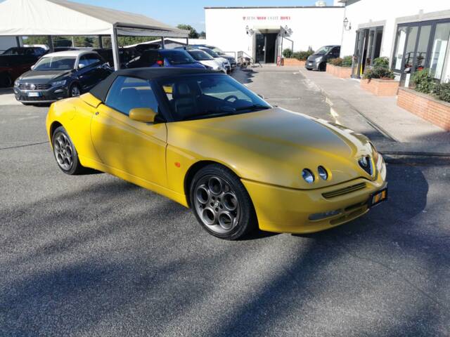 Bild 1/42 von Alfa Romeo Spider 2.0 Twin Spark 16V (1998)