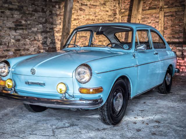 Volkswagen 1600 TL - Today it's so rare - more than many Porsches of its time, and nearly the same handling. Nearly...