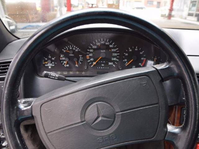 Mercedes-Benz 500 SL