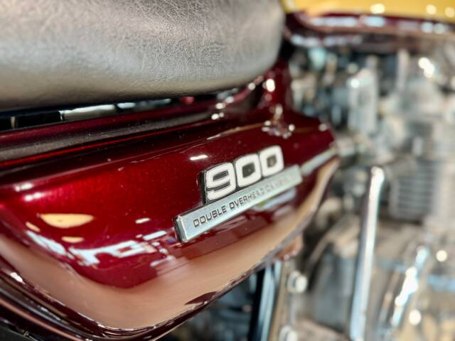 Kawasaki Z 900