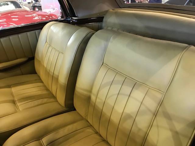 Mercedes-Benz 220 S Cabriolet