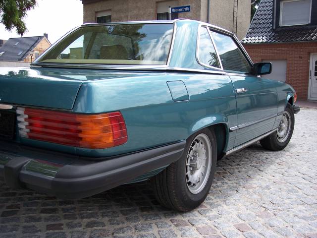 Mercedes-Benz 380 SL