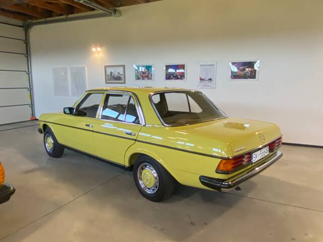 Mercedes-Benz 200 D