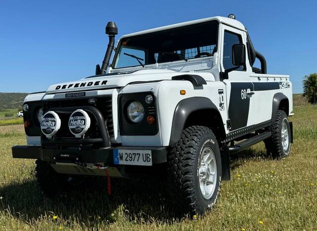 Image 1/7 of Land Rover Defender 110 (1996)