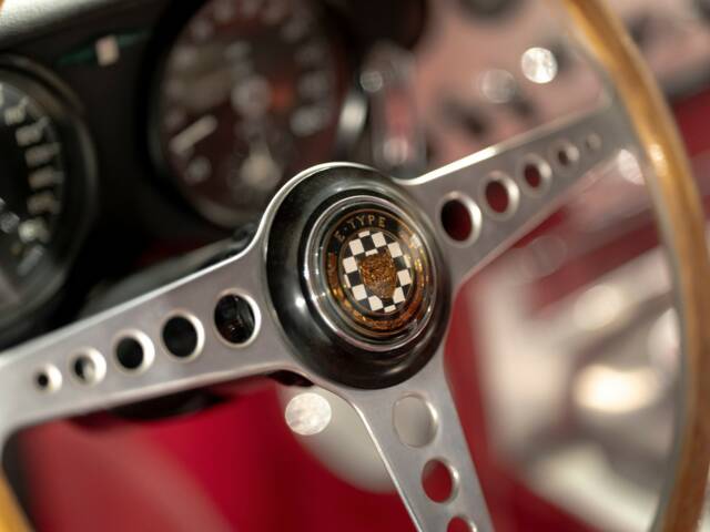 Jaguar E-Type 3.8 Flat Floor