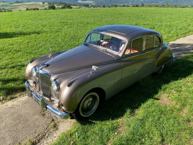 Jaguar Mk IX