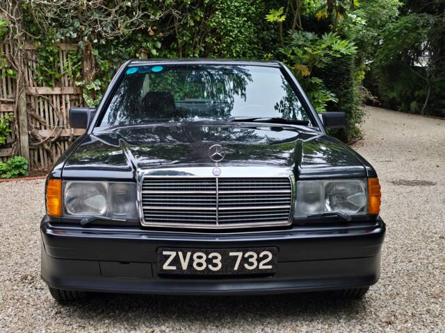 Mercedes-Benz 190 E 2.3-16