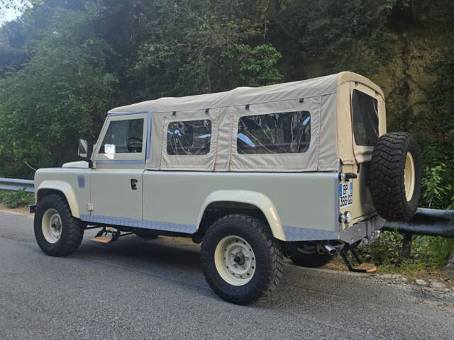 Land Rover 110