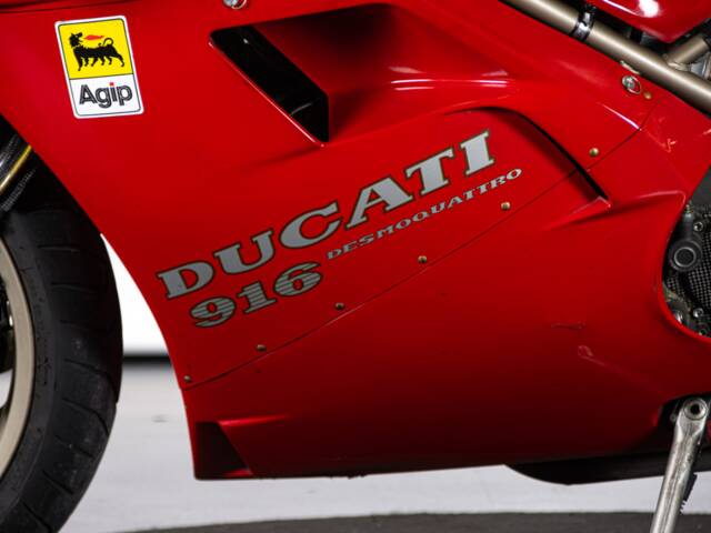 Ducati 916