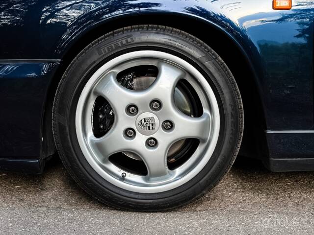 Porsche 911 Carrera 2