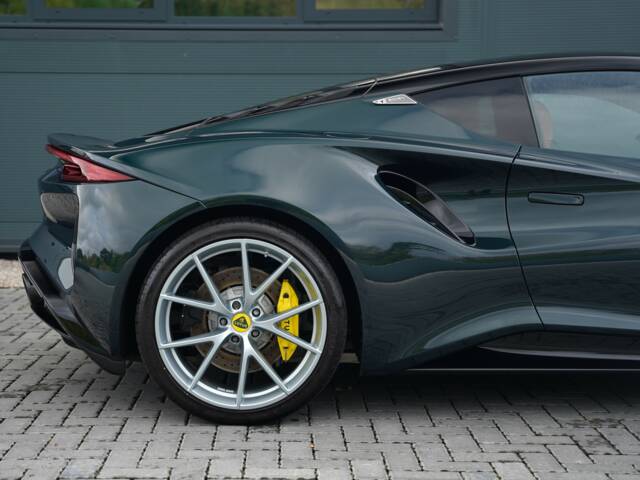 Lotus Emira