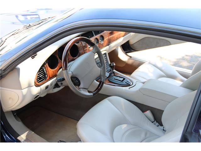 Jaguar XKR