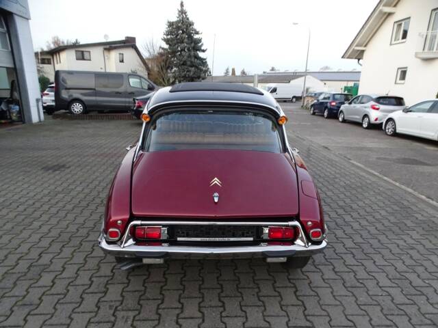 Citroën DS 20 Pallas