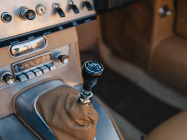 Jaguar E-Type 3.8