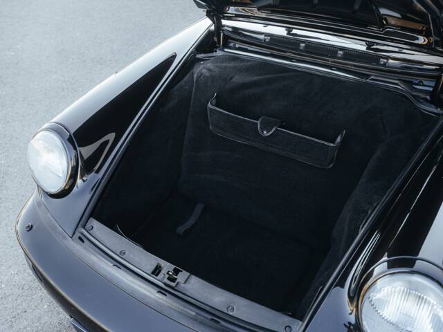 Porsche 911 Carrera 4