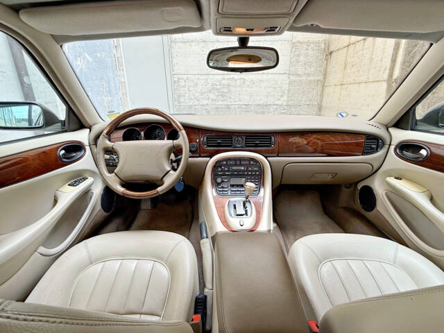 Jaguar XJ 8 4.0 Executive