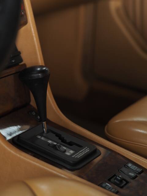 Mercedes-Benz 300 E 4-Matic