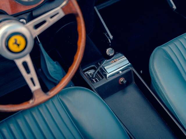 Ferrari 275 GTS